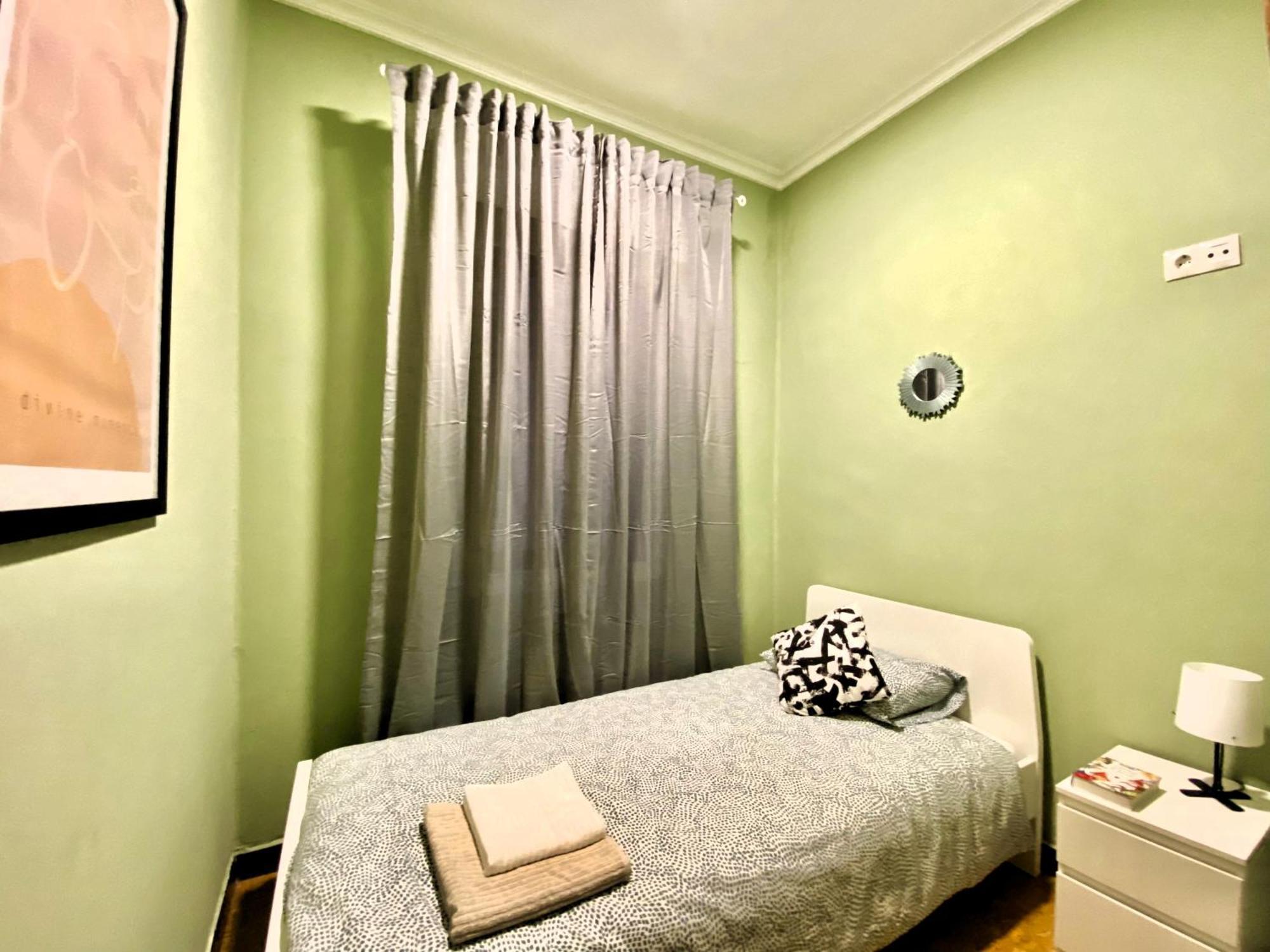 Amplio Apartamento Con Dos Patios Хихон Экстерьер фото