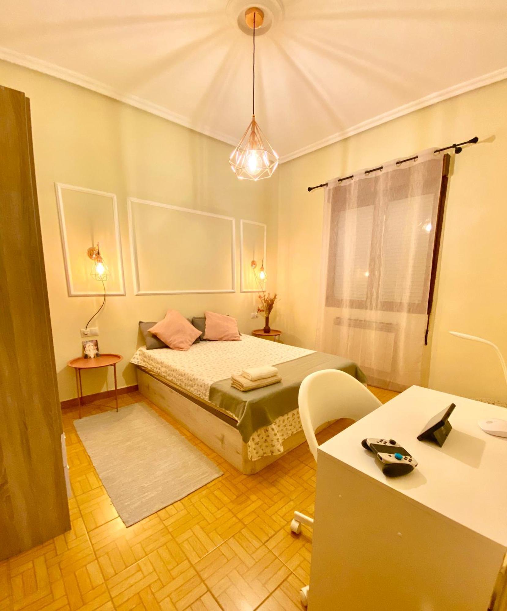 Amplio Apartamento Con Dos Patios Хихон Экстерьер фото