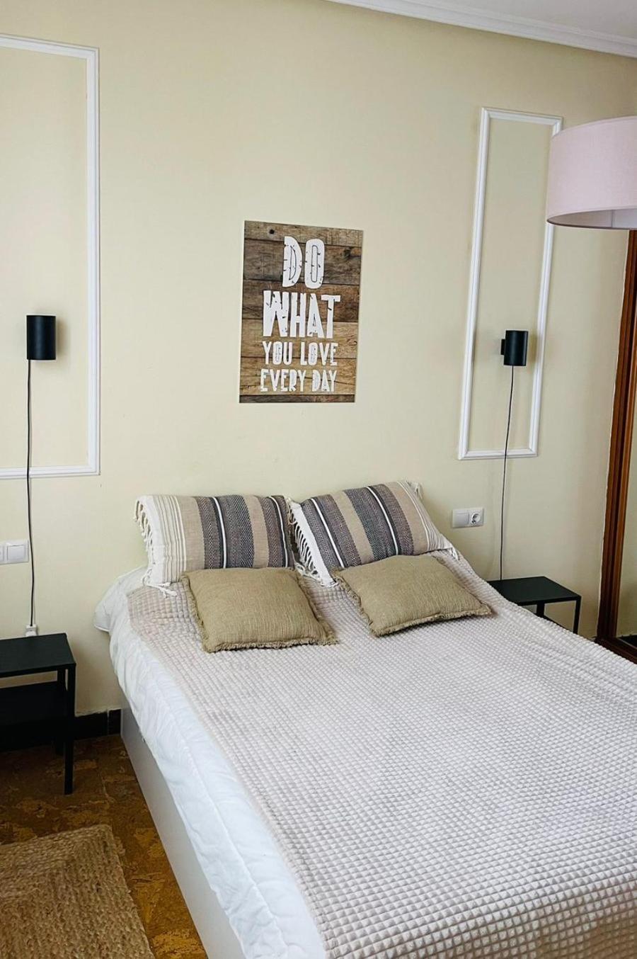 Amplio Apartamento Con Dos Patios Хихон Экстерьер фото